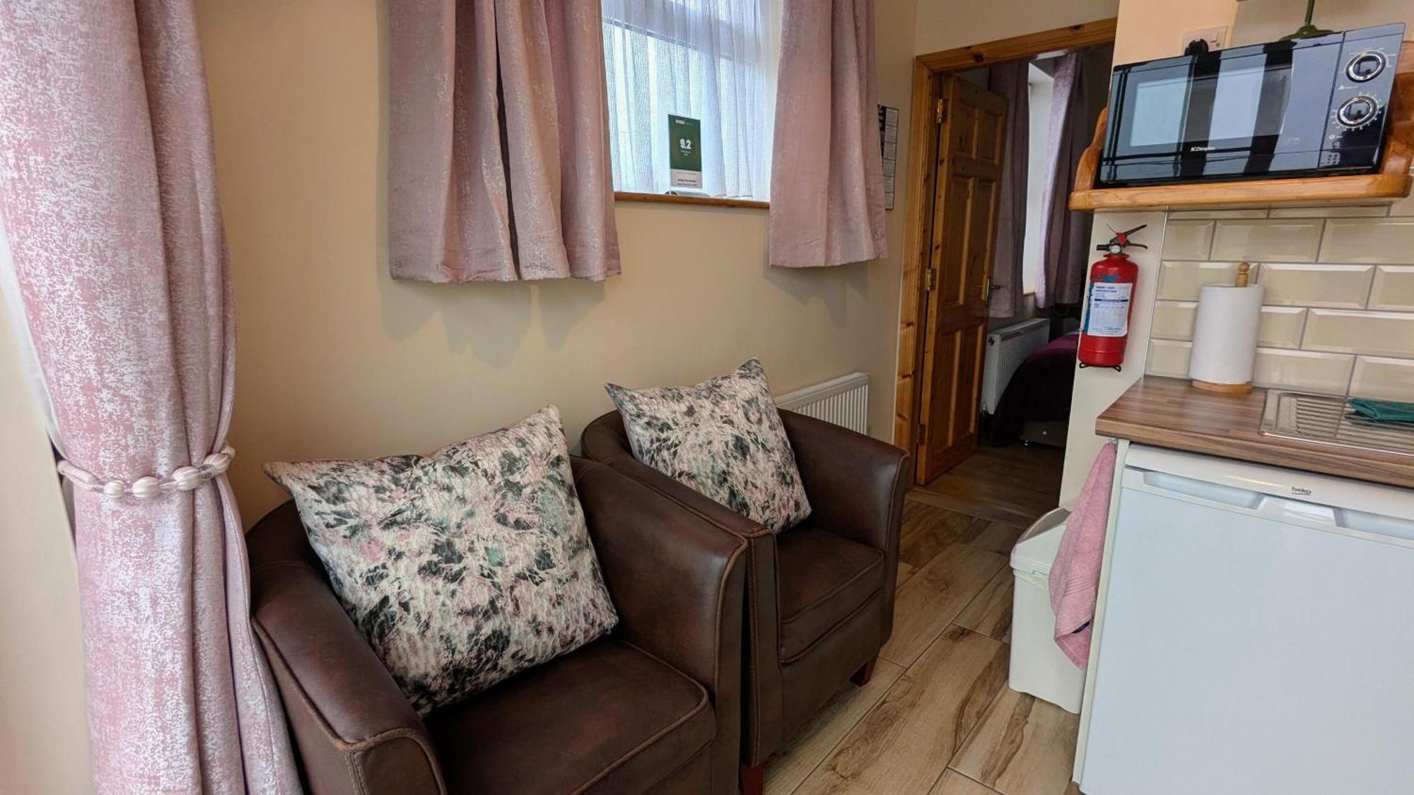 Skellig View Bluebell Rose & The Kerry Cliffs Appartement Portmagee Buitenkant foto